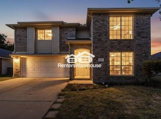 724 Cardinal Dr, Saginaw, TX 76131