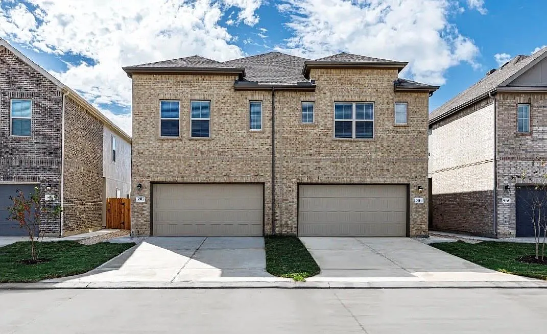 3 bed, 2.5 bath, 1770 sqft, $2,250 — Photo 1