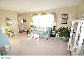 2nd image of 130 Greenglade Ave