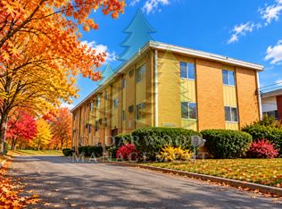 39 Rhodes Ave APT 9, Akron, OH 44302
