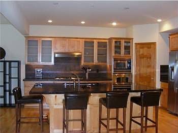 3rd image of 22718 SE 49th Pl