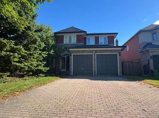 29 Mayfair Ct, Richmond Hill, ON L4B 3X7