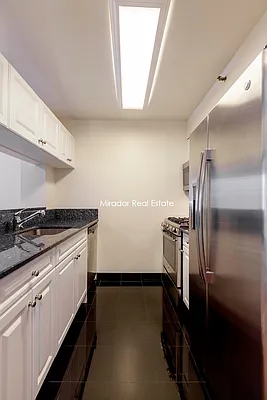 Rented by Mirador Real Estate | media 40