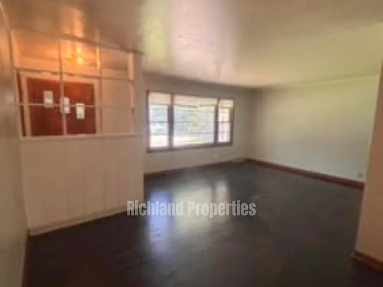 903 S Beacon Ave — Photo 4