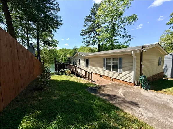 213 Bonner Rd, Mountain Rest, SC 29664