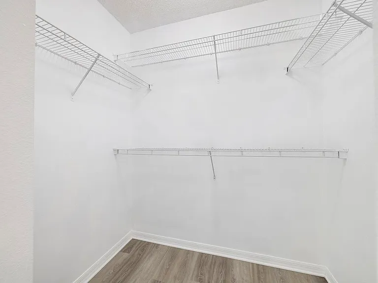 981 SW McElroy Ave — Photo 20