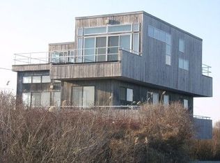 151 Sandune Ct, Sagaponack, NY 11962
