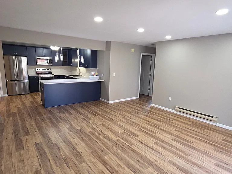 652 Westfield Way — Photo 3