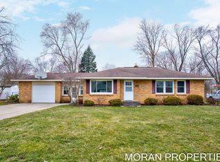 7765 Hickory Ave, Jenison, MI 49428