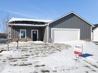 3043 E Highridge Ct, Wichita, KS 67219
