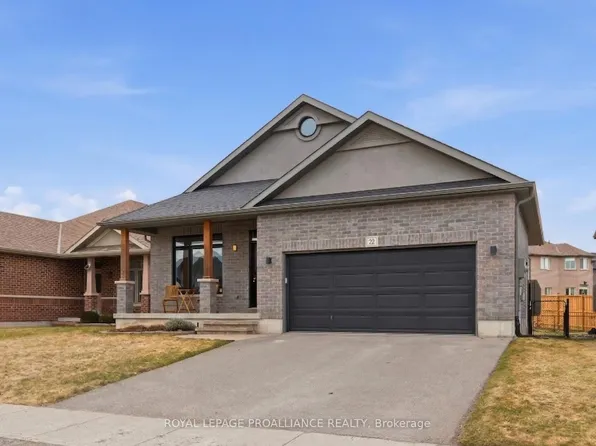 22 Kempton Ave, Belleville, ON K8N 0E8