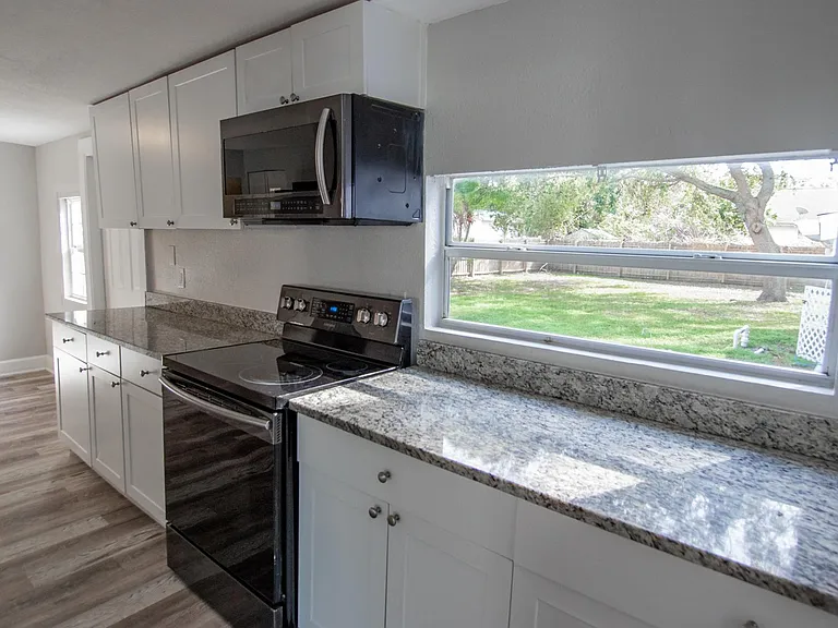 4710 W Price Ave — Photo 8