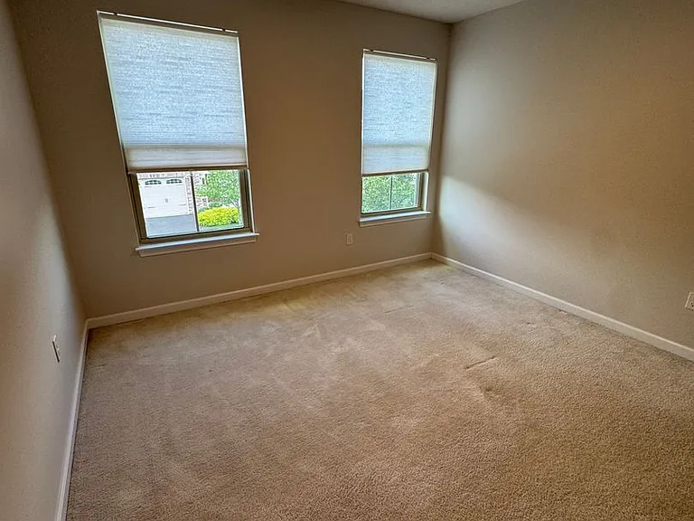 2026 Connecticut Ln — Photo 43