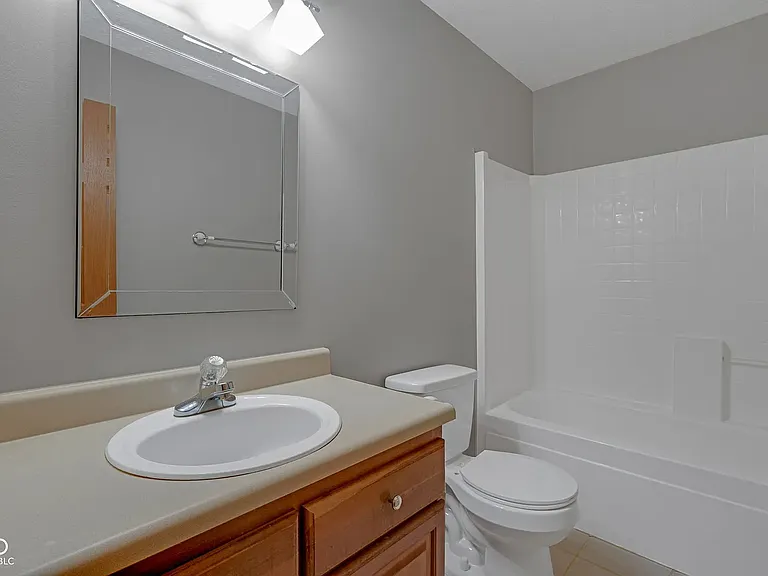 6318 Pickwick Ct — Photo 7