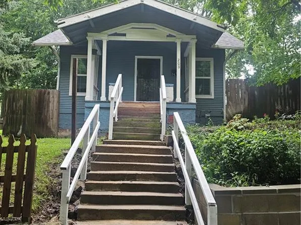 205 S Willis Ave, Independence, MO 64050