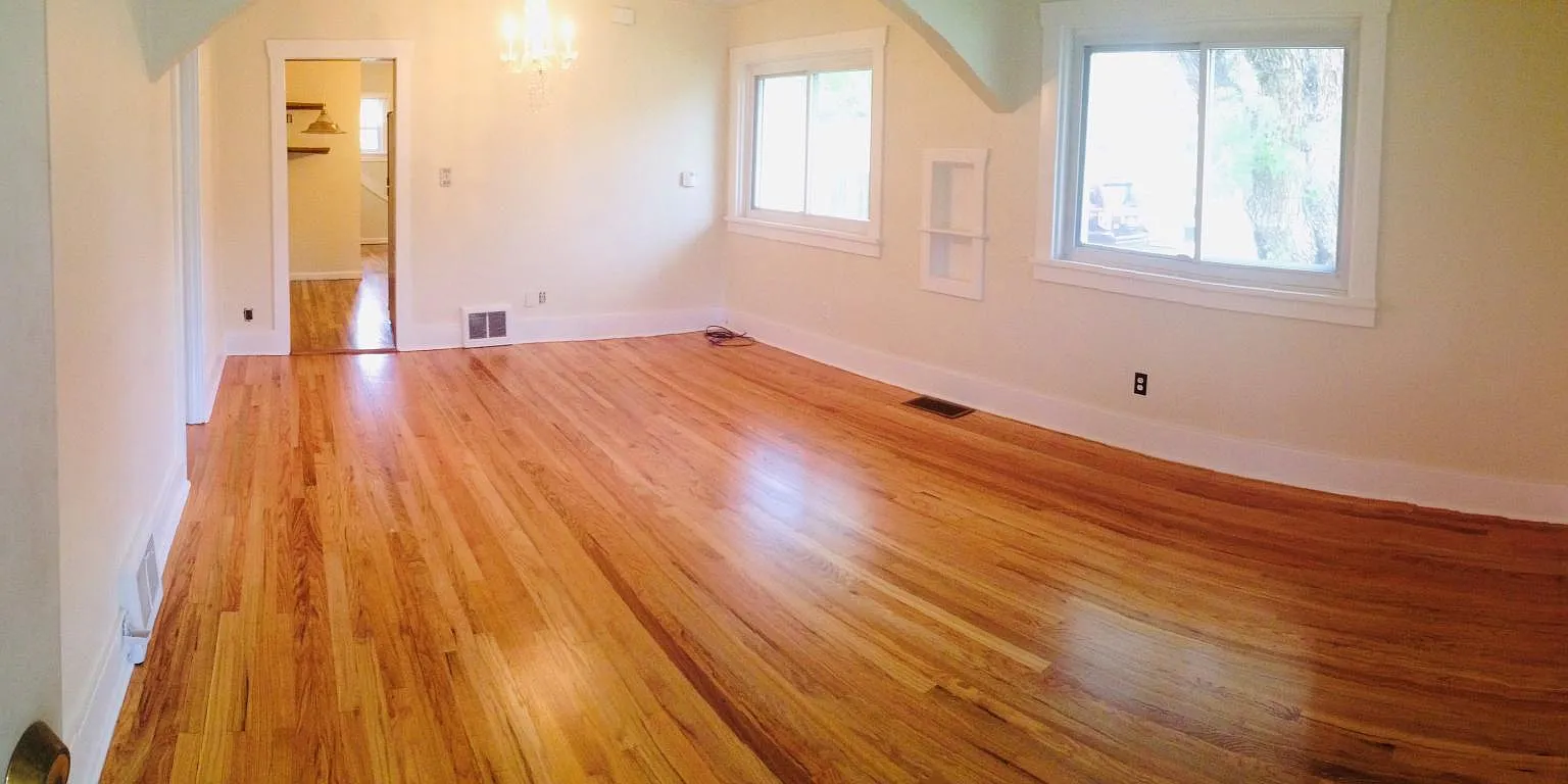4 bed, 1928 sqft, $2,500 — Photo 2