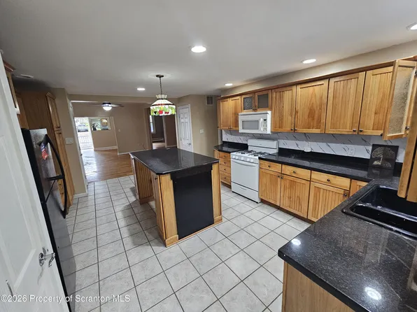 518 Prospect Ave APT 1, Scranton, PA 18505