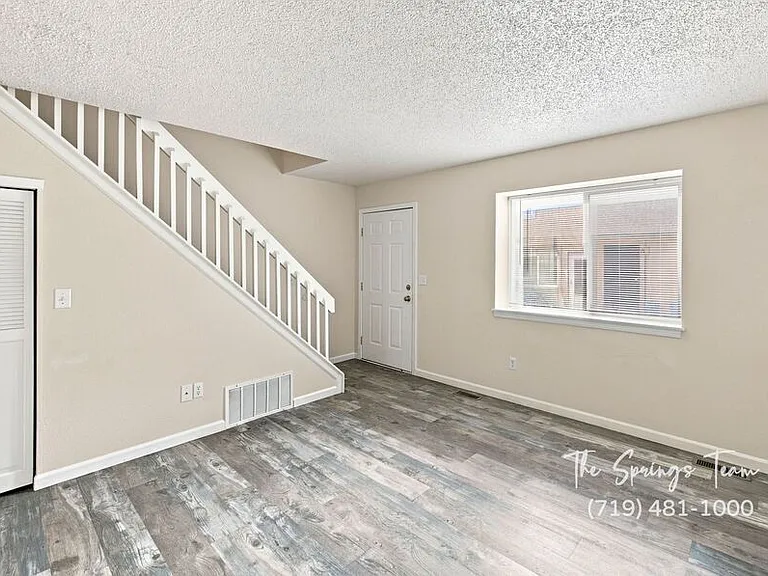 3014 Starlight Cir — Photo 9