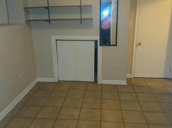 7239 W Palatine Ave, Chicago, IL