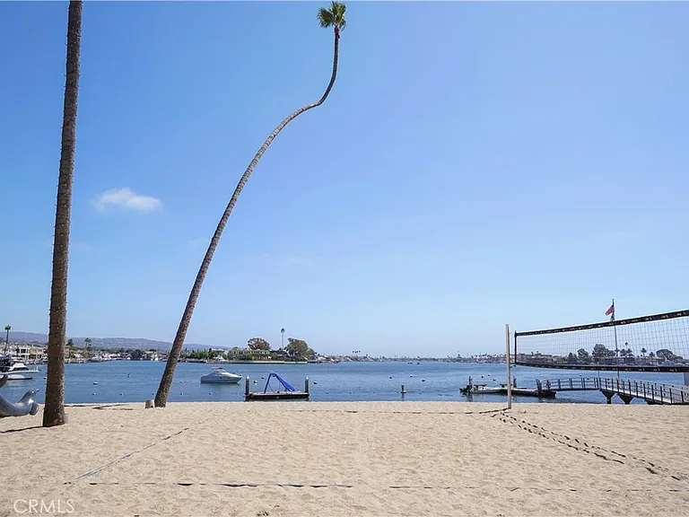 2732 Bayshore Dr — Photo 36