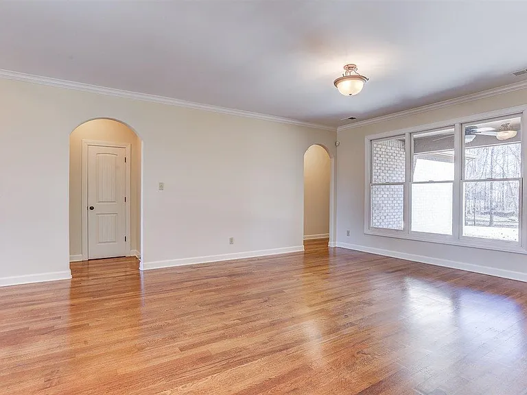 1690 Totty Ln — Photo 9