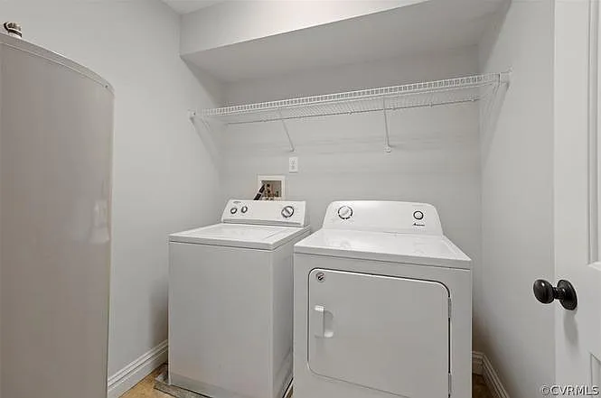 5 bed, 2320 sqft, $725 — Photo 4
