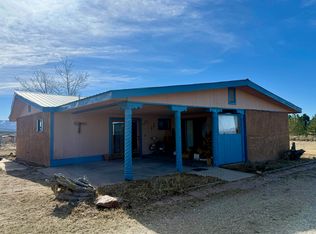 2 Fork Rd, El Prado, NM 87529