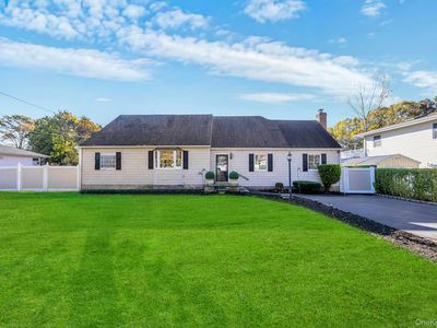 566 Elder Lane, Ronkonkoma, NY, 11779