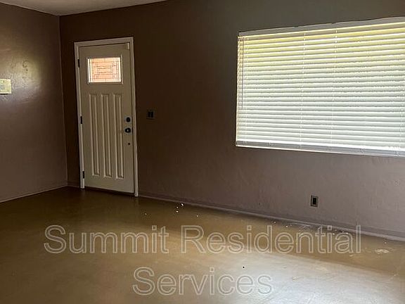 4th image of 2702 E Sylvia St