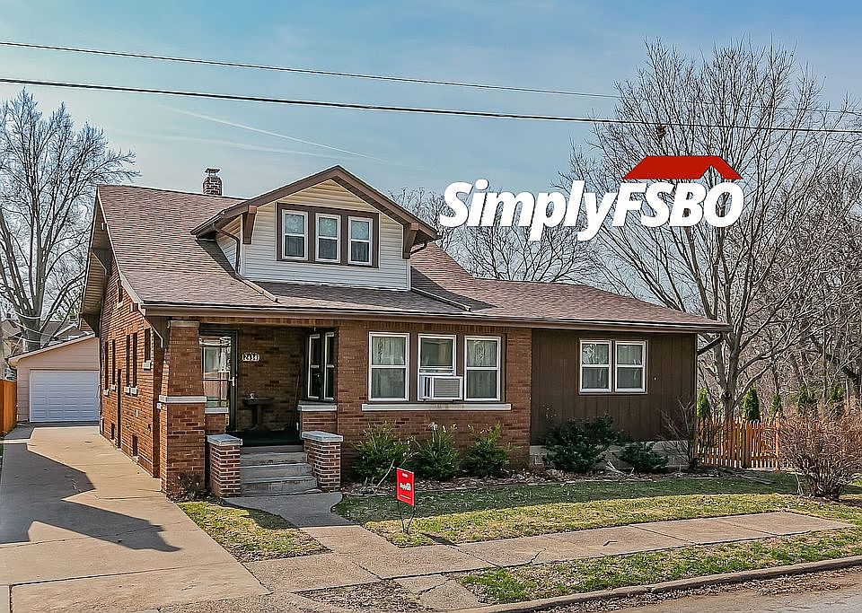 2434 16th Ave, Moline, IL 61265 | Zillow
