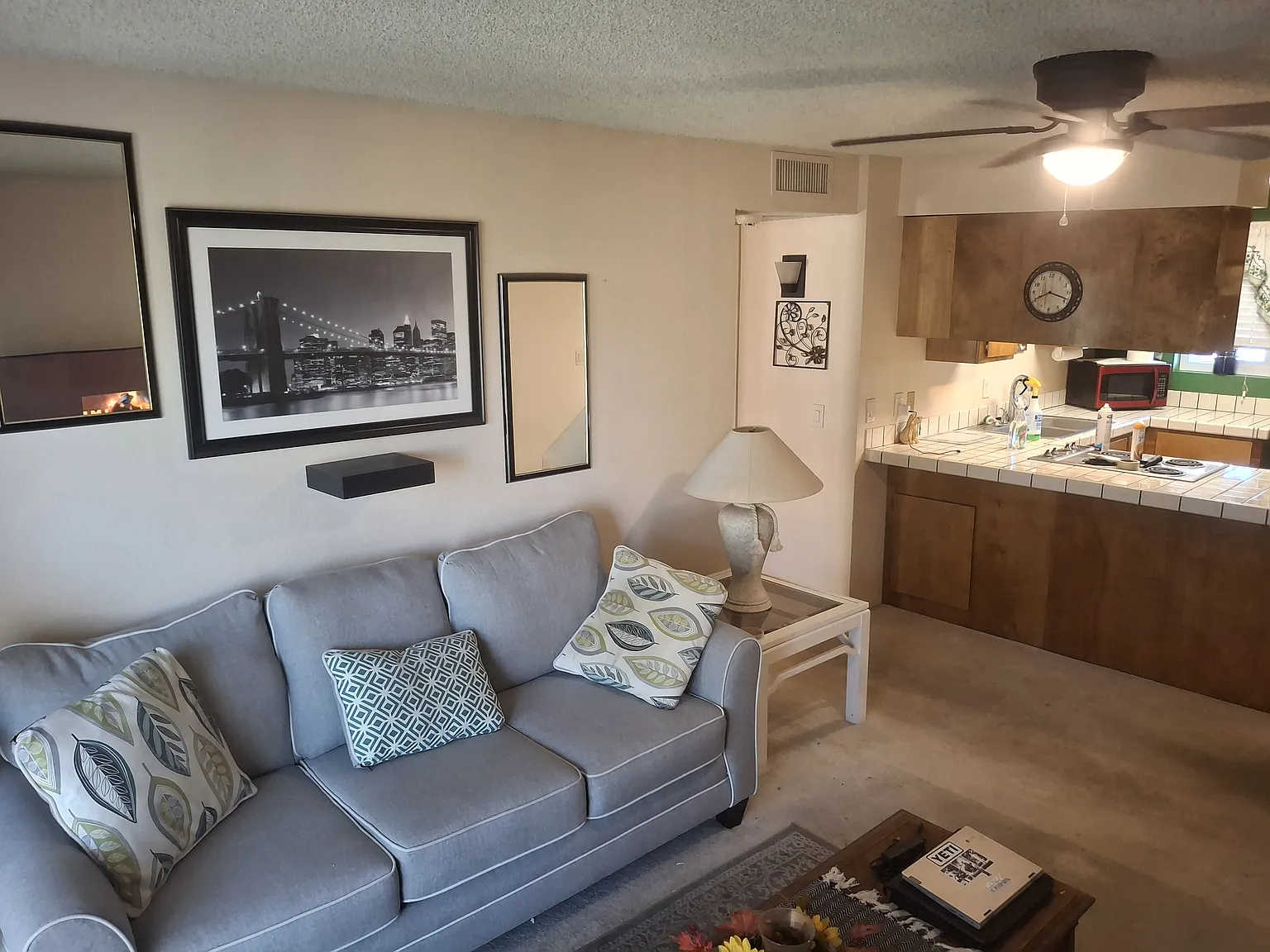 1 bed, 672 sqft, $1,100 — Photo 4