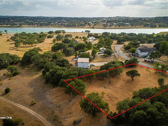 4th image of 1178 Lakeshore Dr