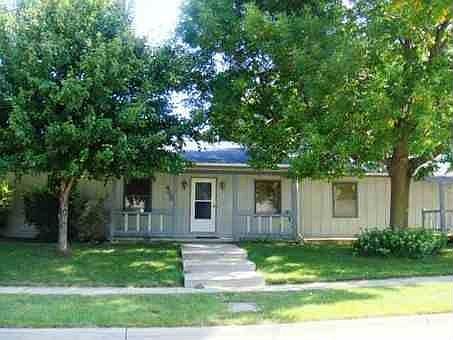 1st image of 405 Cordoba Ave