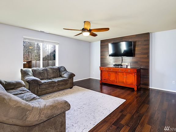 3rd image of 7615 87th Ave NE