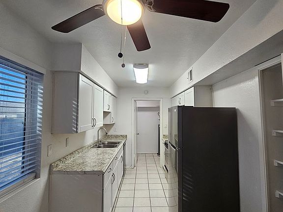 2nd image of 115 W Inglewood St APT 4