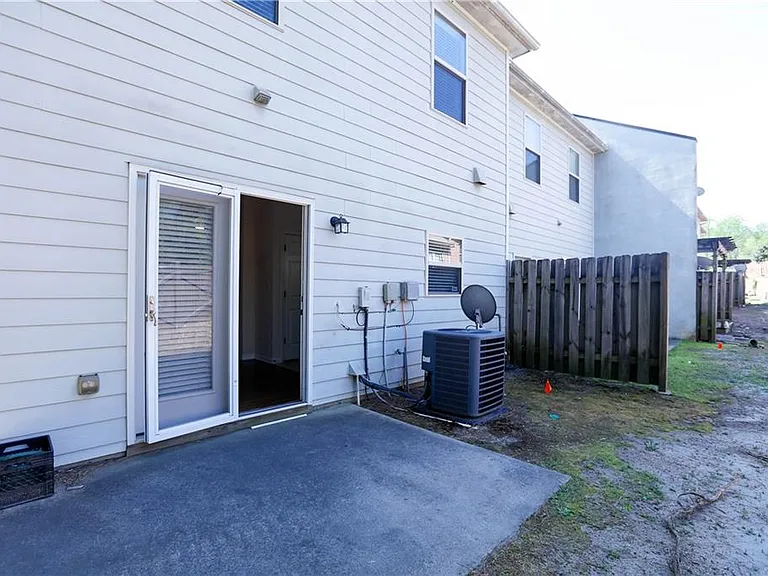 983 Nightfall Ct NW — Photo 29