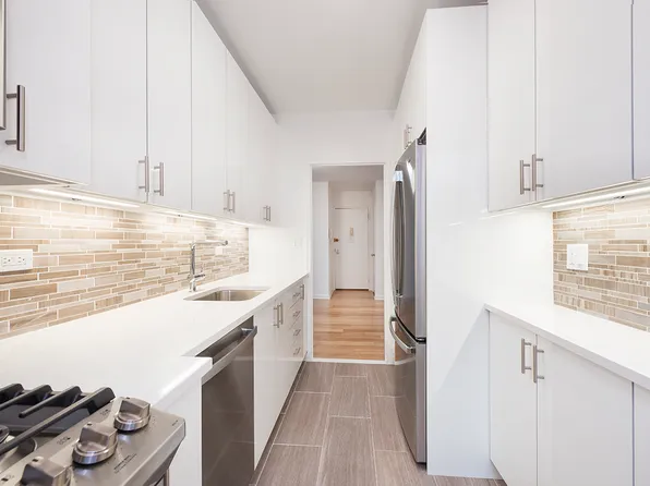 63 East 9th Street image 1 of 7