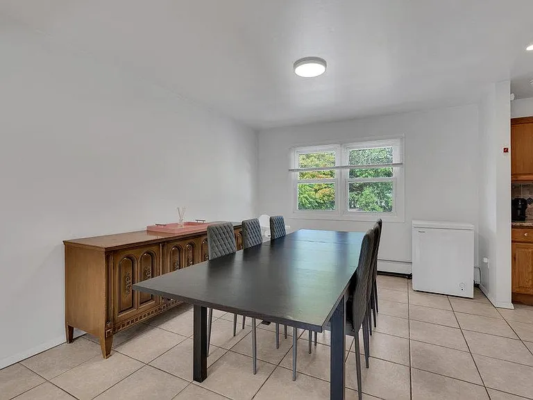 459 Norwood Ave — Photo 14