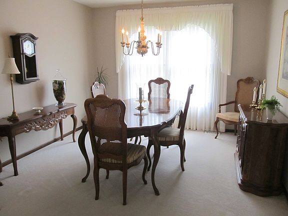 5th image of 22136 Wingate Ct