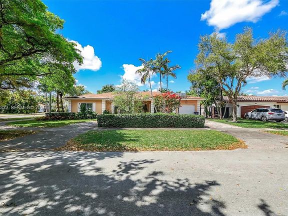 2nd image of 1800 Miami Springs Ave