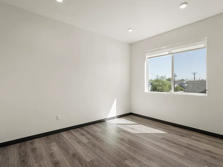 320 Grand Canyon — Photo 9