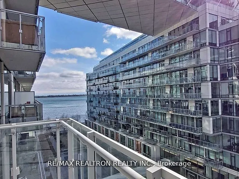39 Queens Quay E #734 — Photo 20