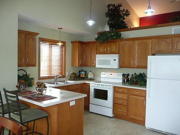 2nd image of 1632 Quail Dr