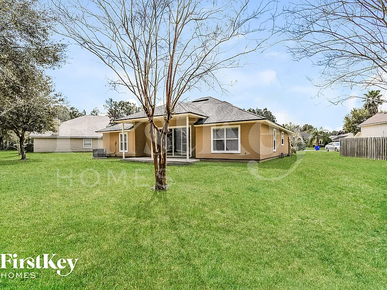 408 Spring Ridge Ct — Photo 15