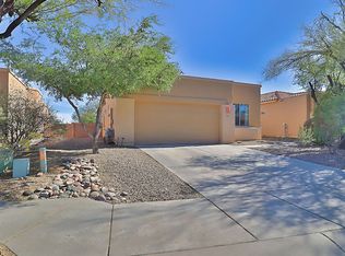 8546 N Sunny Rock Ridge Dr, Tucson, AZ 85743