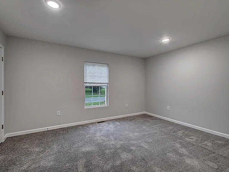 1080 Packing House Rd #12 — Photo 13