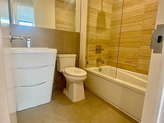 Rented by Doorway NYC, LLC | media 4