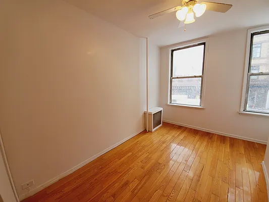 Rented by Ideal Properties Group | media 15