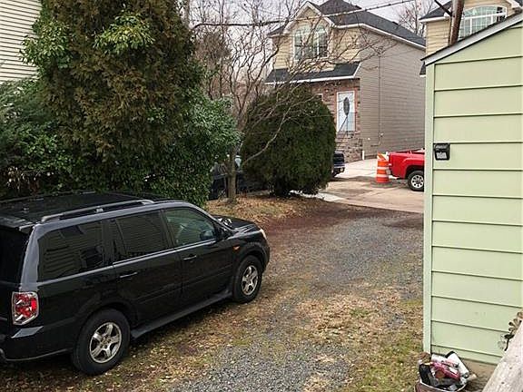 3rd image of 312 Saint Marys Ave