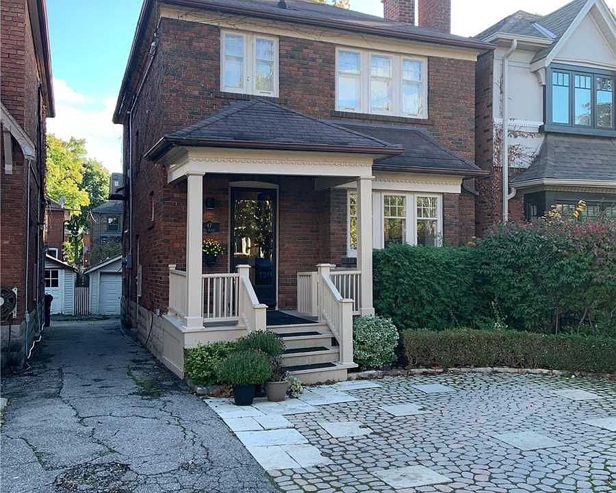 2nd image of 47 Roe Ave
